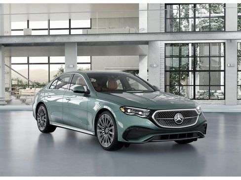 New 2026 Mercedes-Benz E 450 4MATIC Sedan image 10