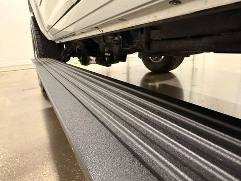 Used 2022 RAM 2500 Limited w/ Towing Technology Group image 12