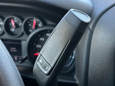 Used 2025 Chevrolet Silverado 2500 Custom w/ Custom Value Package image 19