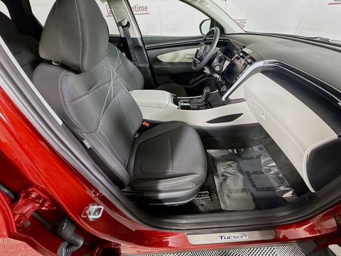 Certified 2024 Hyundai Tucson SE FWD image 29