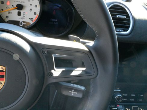 Used 2025 Porsche 718 Cayman GT4 RS image 25