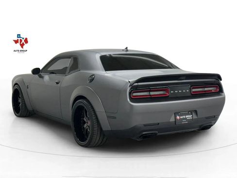 Used 2019 Dodge Challenger SRT Hellcat Redeye image 4