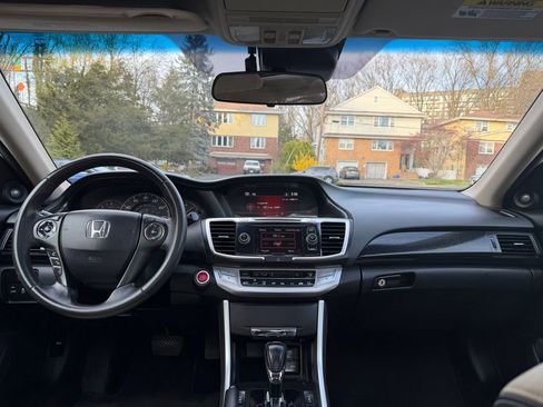 Used 2013 Honda Accord EX-L image 24