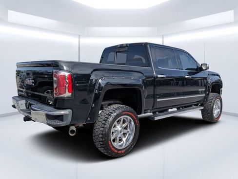 Used 2018 GMC Sierra 1500 SLT AWD/4WD image 3