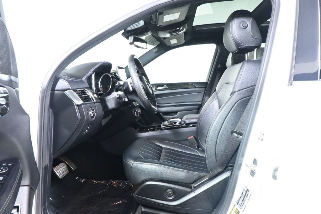 Used 2017 Mercedes-Benz GLS 450 4MATIC image 3