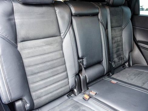 Used 2022 Mitsubishi Outlander SE image 14