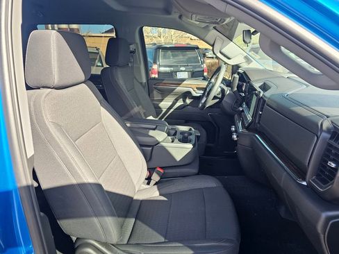 Used 2024 GMC Sierra 1500 Elevation image 22