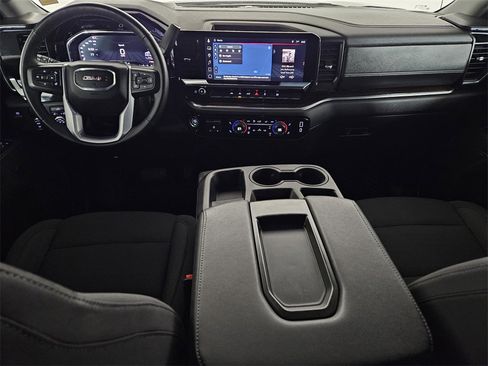 Used 2025 GMC Sierra 1500 Elevation image 8