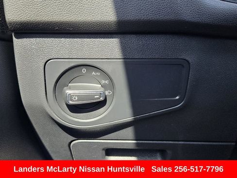 Used 2022 Volkswagen Tiguan SE R-Line FWD image 29