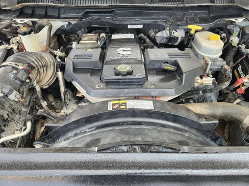 Used 2018 RAM 3500 Tradesman w/ Chrome Appearance Group AWD/4WD image 34