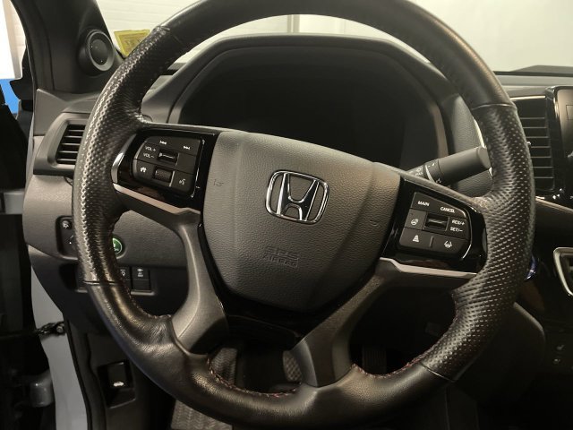 Certified 2024 Honda Ridgeline Black Edition image 14