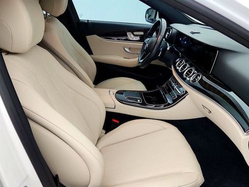 Used 2021 Mercedes-Benz E 350 Sedan w/ Premium Package image 22