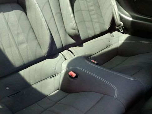 Used 2020 Ford Mustang Coupe RWD image 9