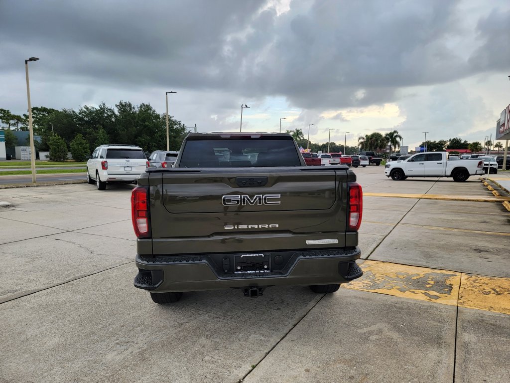 Used 2023 GMC Sierra 1500 Elevation w/ LPO, Elevation Black Package RWD image 4