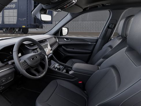 New 2026 Jeep Grand Cherokee L Limited image 22