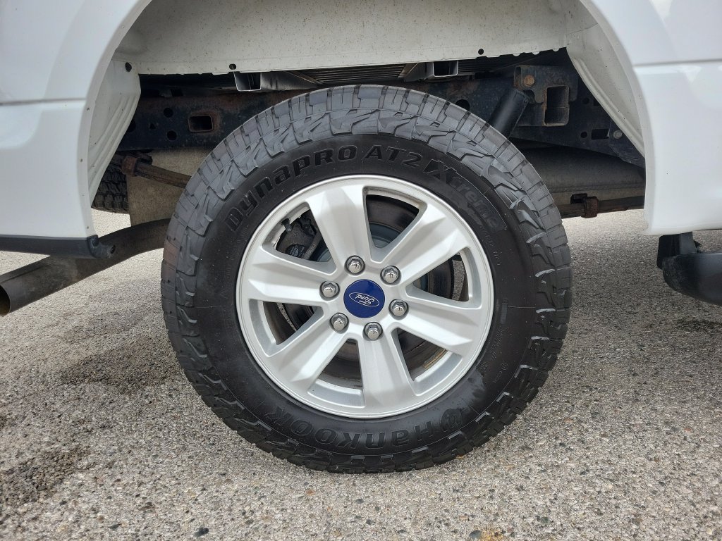 Used 2017 Ford F150 XLT AWD/4WD image 5