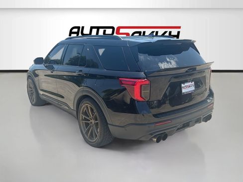 Used 2022 Ford Explorer ST w/ Equipment Group 401A AWD/4WD image 5