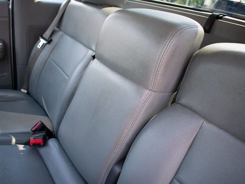 Used 2005 Ford F150 STX image 26