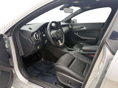 Used 2016 Mercedes-Benz CLA 250 image 13