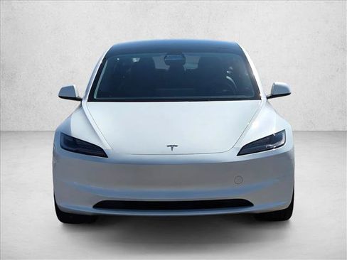 Used 2024 Tesla Model 3 RWD image 2