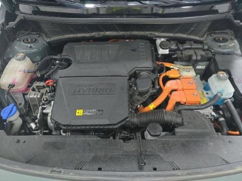 Used 2023 Kia Niro SX Touring FWD image 11
