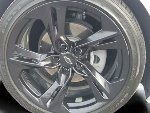Used 2024 Chevrolet Camaro LT image 27