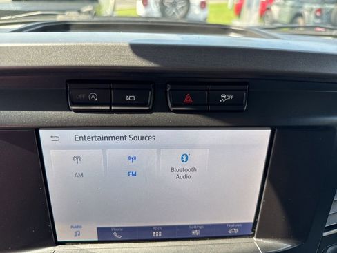 Used 2021 Ford F150 XLT image 40