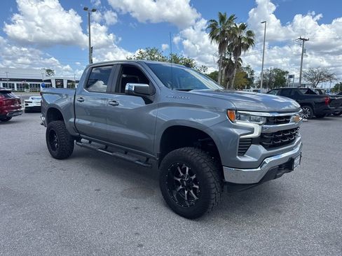 Used 2023 Chevrolet Silverado 1500 LT image 1
