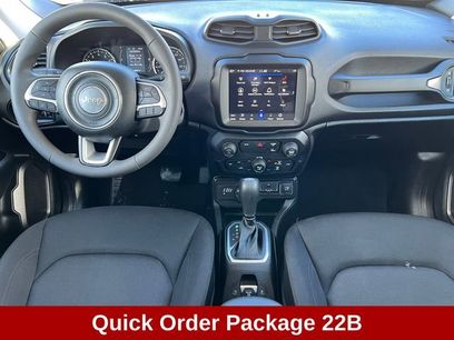 Used 2023 Jeep Renegade Latitude