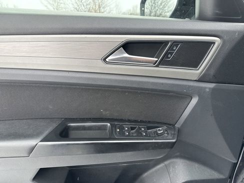 Used 2018 Volkswagen Atlas Launch Edition image 14