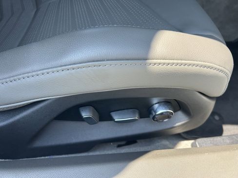 Used 2024 Chevrolet Corvette E-Ray image 43