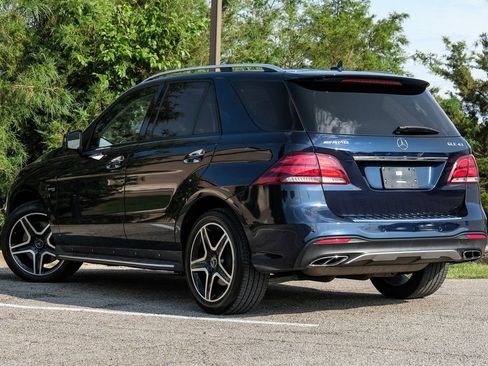 Used 2017 Mercedes-Benz GLE 43 AMG 4MATIC w/ Premium 2 Package image 8