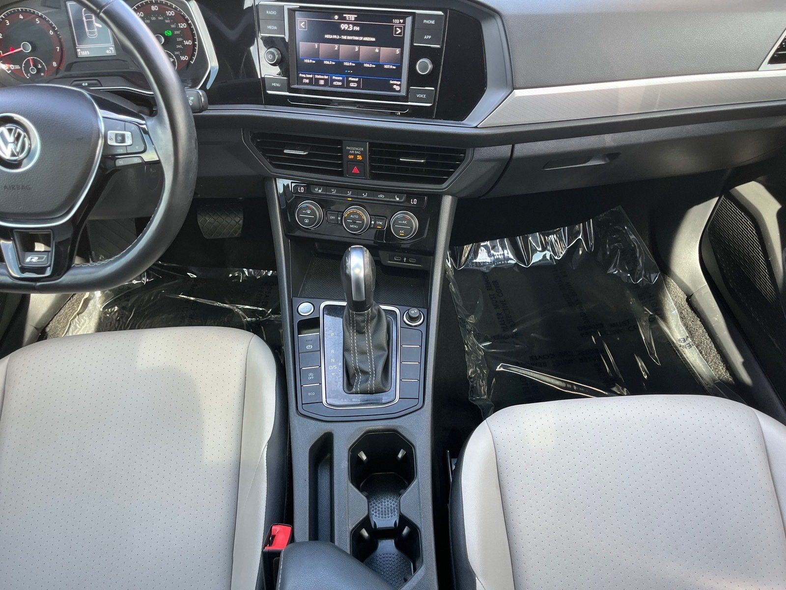 Used 2020 Volkswagen Jetta R-Line w/ R-Line Cold Weather Package FWD image 14