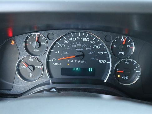 New 2025 Chevrolet Express 2500 w/ Driver Convenience Package RWD image 31