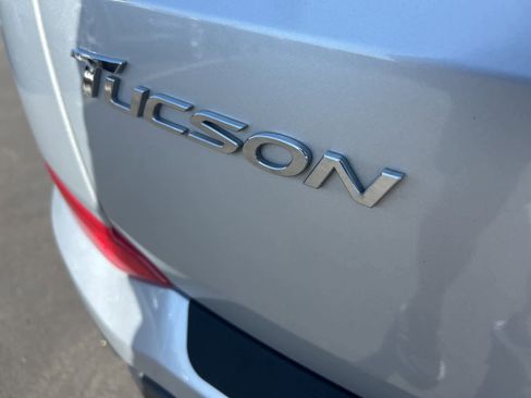 Used 2018 Hyundai Tucson SEL image 18
