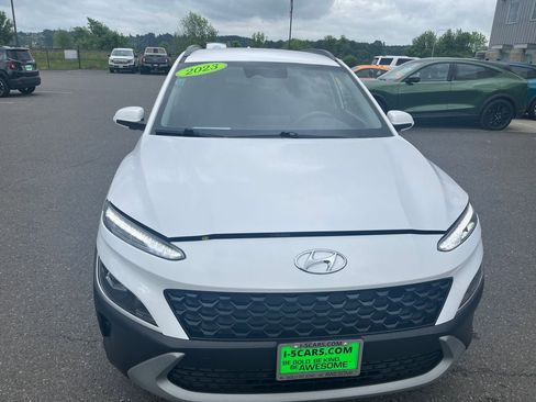 Used 2023 Hyundai Kona SEL AWD/4WD image 9