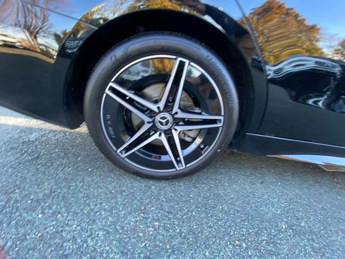 Used 2025 Mercedes-Benz C 300 4MATIC Sedan image 23