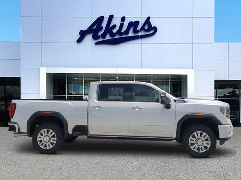 Used 2021 GMC Sierra 2500 Denali w/ Denali Ultimate Package AWD/4WD image 1
