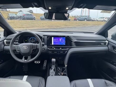 New 2026 Toyota Camry SE image 14