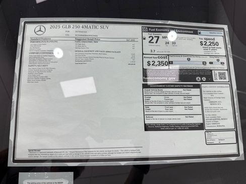 New 2025 Mercedes-Benz GLB 250 4MATIC image 4