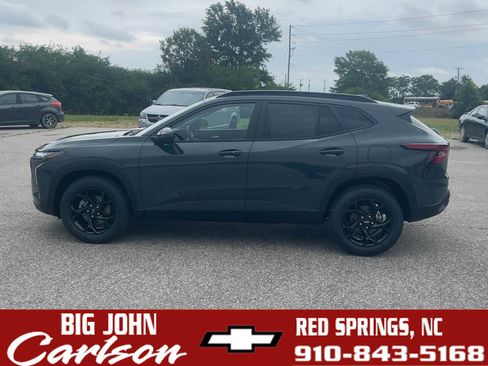 New 2026 Chevrolet Trax LT FWD image 1