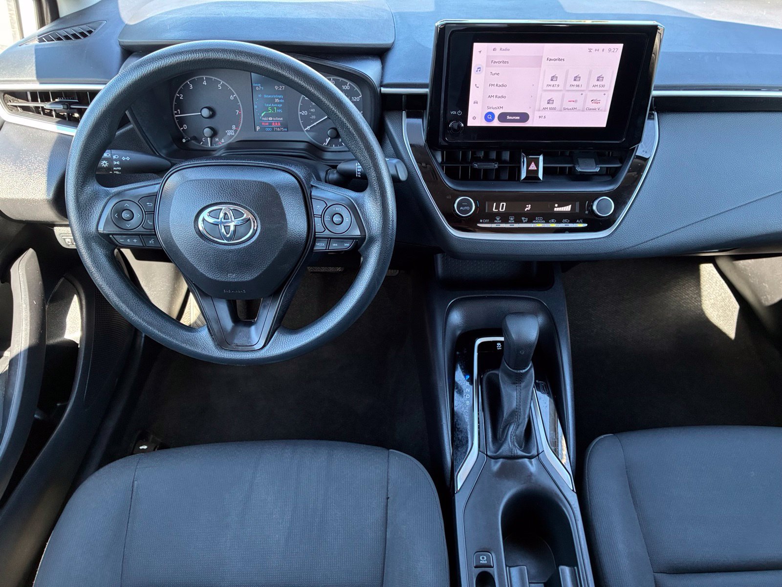 Used 2024 Toyota Corolla LE FWD image 18