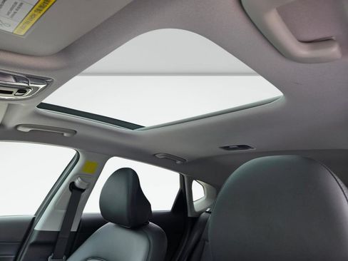 New 2026 Hyundai Kona Limited FWD image 17