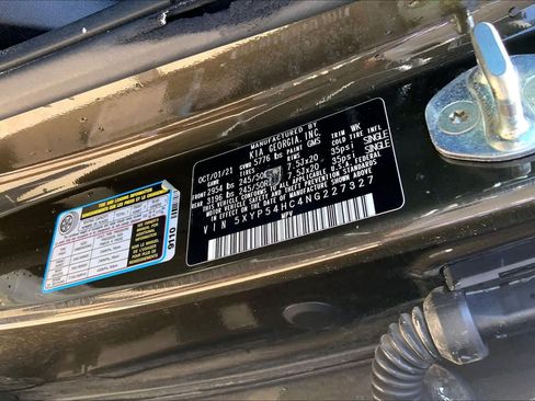 Used 2022 Kia Telluride SX w/ Towing Package FWD image 33