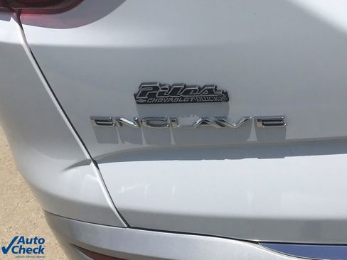 Used 2022 Buick Enclave Essence image 37