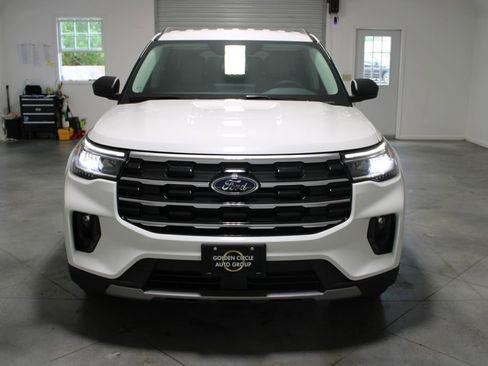 New 2026 Ford Explorer Active RWD image 52