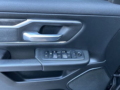 Used 2019 RAM 1500 Big Horn AWD/4WD image 13