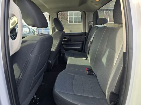 Used 2022 RAM 1500 Tradesman w/ Chrome Appearance Package image 17