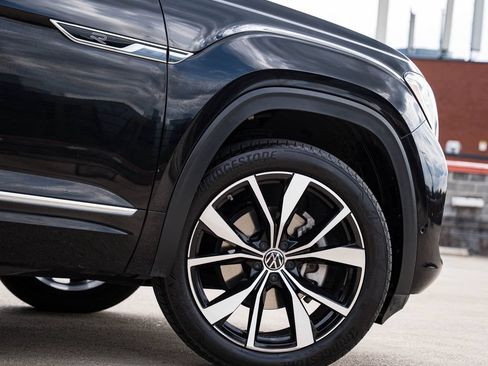 Certified 2024 Volkswagen Atlas SEL Premium R-Line AWD/4WD image 7