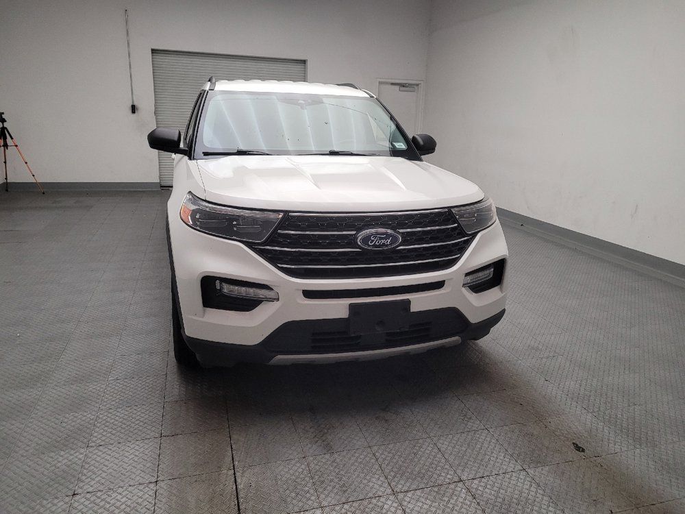 Used 2021 Ford Explorer XLT w/ Equipment Group 202A RWD image 14